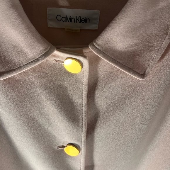 Calvin Klein Blush Color Blazer accented with Gold Buttons. Size 18W - Picture 2 of 5